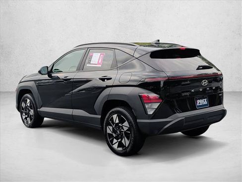 Certified 2024 Hyundai Kona SEL AWD/4WD image 7