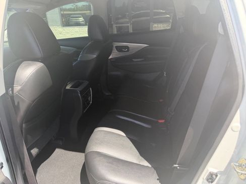 Used 2017 Nissan Murano Platinum w/ Platinum Technology Package FWD image 10