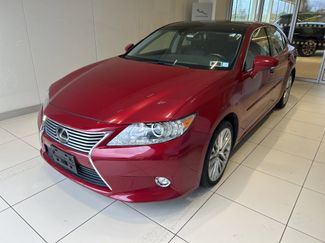 Used 2015 Lexus ES 350 w/ Ultra Luxury Package video 1