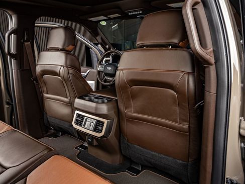 Used 2026 Ford F450 King Ranch w/ Chrome Package image 32