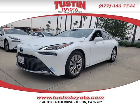Certified 2021 Toyota Mirai XLE image 1