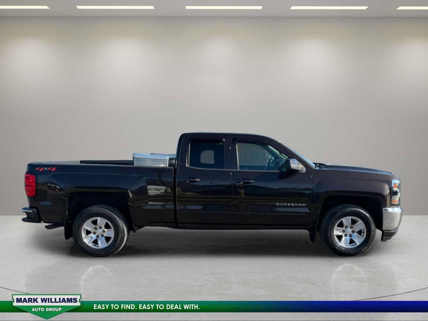 Used 2019 Chevrolet Silverado 1500 LT AWD/4WD image 10