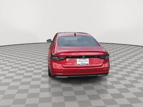 Certified 2025 Honda Accord SE image 7