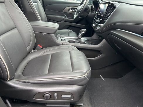 Used 2023 Chevrolet Traverse Premier w/ LPO, Floor Liner Package image 18