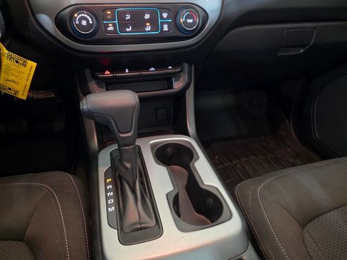 Used 2016 Chevrolet Colorado LT w/ LT Convenience Package RWD image 19