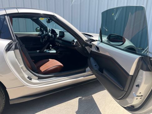 Certified 2023 MAZDA MX-5 Miata Grand Touring w/ Appearance Package RWD image 12