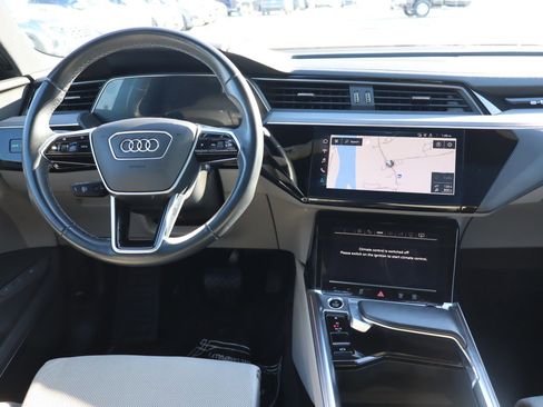 Used 2024 Audi Q8 e-tron Prestige w/ Prestige Package image 13