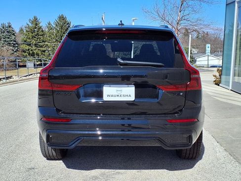 New 2026 Volvo XC60 T8 Ultra w/ Climate Package AWD/4WD image 4