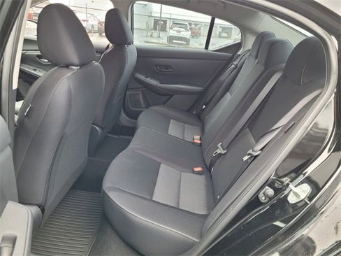 Used 2025 Nissan Sentra SV w/ All-Weather Package image 6