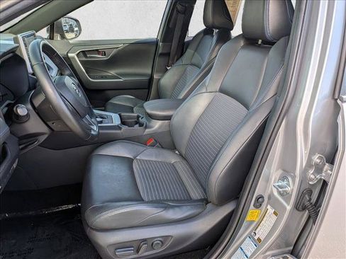 Used 2019 Toyota RAV4 XSE w/ Carpet Mat Package AWD/4WD image 15
