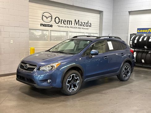 Used 2013 Subaru Crosstrek 2.0i Premium w/ Popular Pkg 2 AWD/4WD image 1