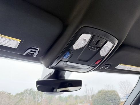 Used 2024 RAM 2500 Big Horn image 24