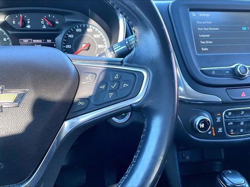 Used 2018 Chevrolet Equinox LT image 14