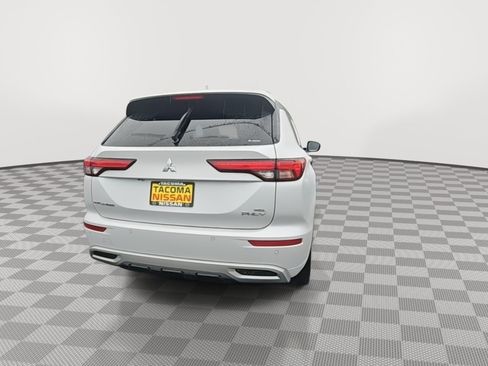Used 2023 Mitsubishi Outlander SEL image 7