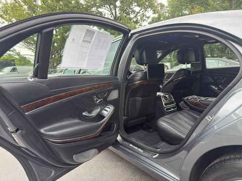 Used 2018 Mercedes-Benz S 560 4MATIC Sedan image 36
