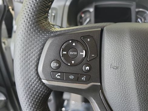 Used 2025 Honda Passport EX-L image 18