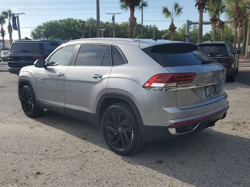 Used 2023 Volkswagen Atlas Cross Sport SE w/ Black Wheel Package image 2
