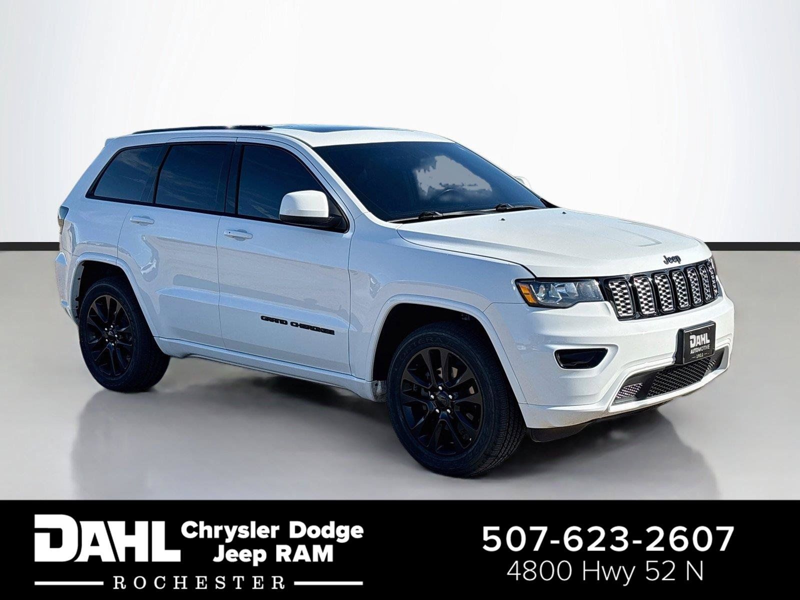 Used 2019 Jeep Grand Cherokee Altitude AWD/4WD image 1
