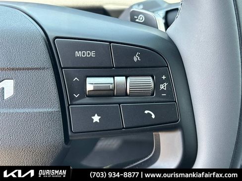 New 2025 Kia EV6 Light w/ Light LR Technology Package image 16