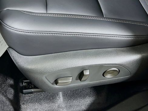 New 2026 GMC Acadia Elevation image 15