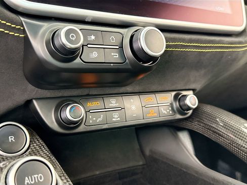 Certified 2019 Ferrari GTC4Lusso T image 12