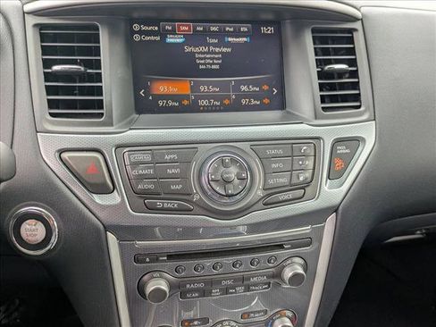 Used 2020 Nissan Pathfinder SL FWD image 13