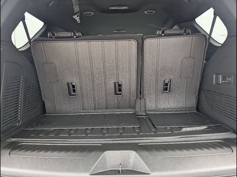 New 2026 GMC Yukon Elevation AWD/4WD image 18