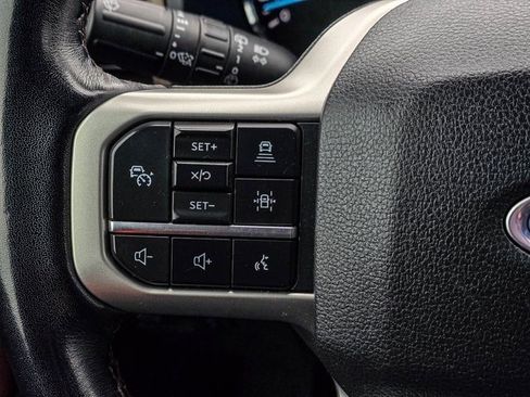 Used 2023 Ford Expedition Limited image 23