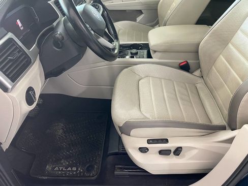 Used 2021 Volkswagen Atlas SEL Premium image 15