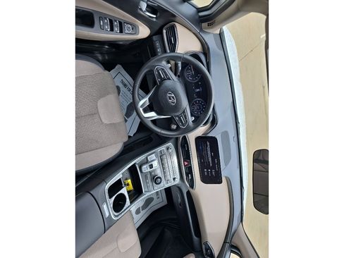 Used 2023 Hyundai Santa Fe SEL FWD image 9