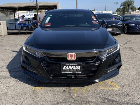 Used 2018 Honda Accord Sport image 3
