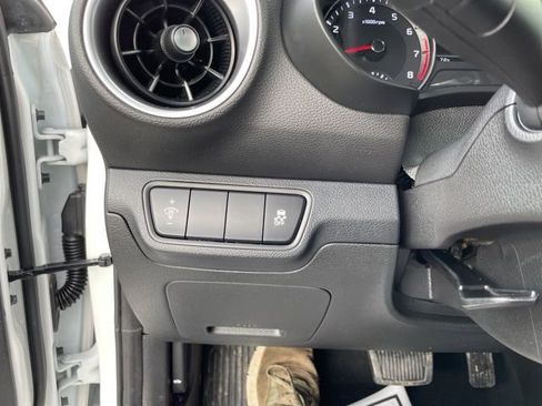 Certified 2023 Kia Forte LXS image 22