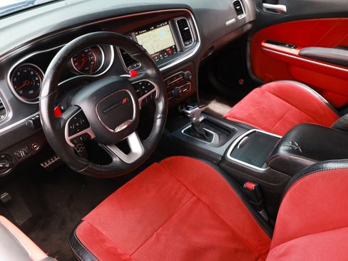 Used 2018 Dodge Charger R/T Scat Pack RWD image 6