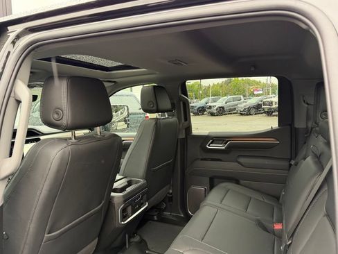 Certified 2025 GMC Sierra 1500 Denali w/ Denali Reserve Package AWD/4WD image 11