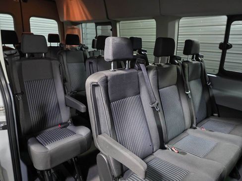 Used 2018 Ford Transit 350 XLT image 11