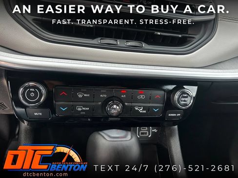 Used 2025 Jeep Compass Limited AWD/4WD image 22