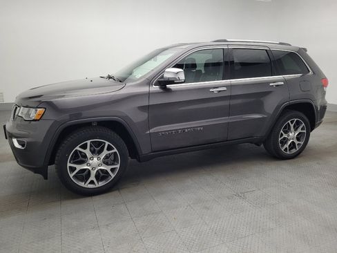 Used 2019 Jeep Grand Cherokee Limited AWD/4WD image 2