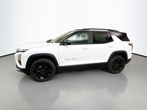 New 2026 Chevrolet Equinox LT w/ Convenience Package II image 5