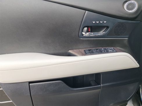 Used 2015 Lexus RX 450h FWD image 21