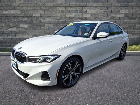 Certified 2023 BMW 330i xDrive Sedan w/ Driving Assistance Package AWD/4WD image 3