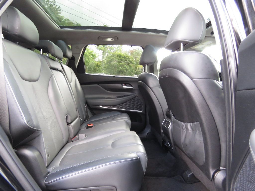 Used 2021 Hyundai Santa Fe Limited AWD/4WD image 16