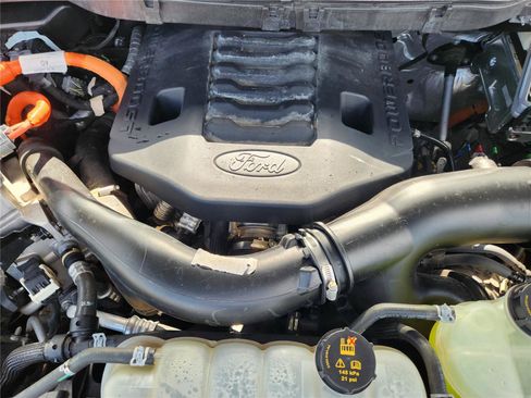 Used 2021 Ford F150 Platinum w/ Equipment Group 701A High AWD/4WD image 34