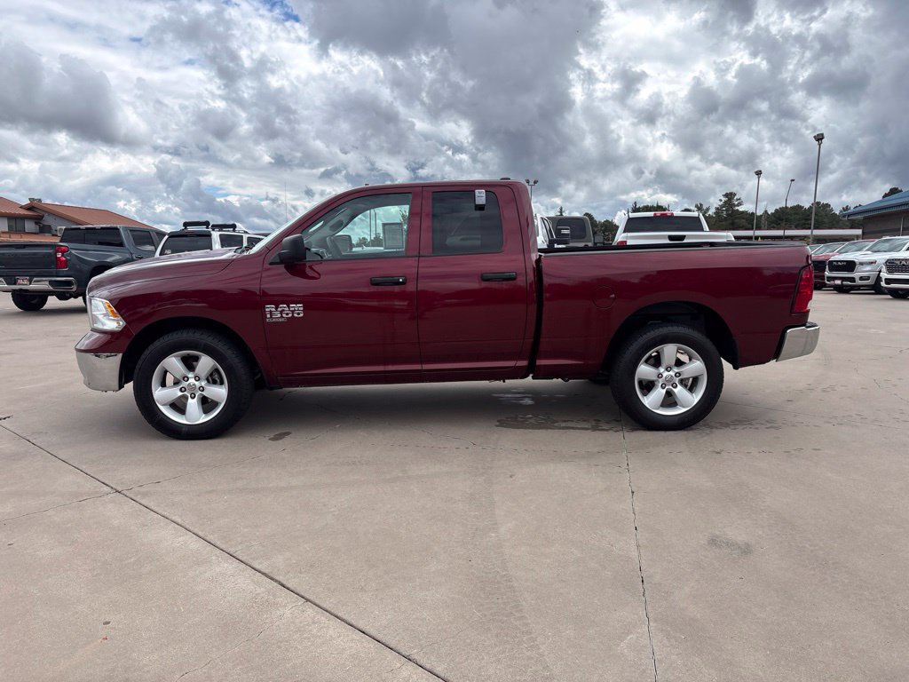 Used 2024 RAM 1500 Classic SLT AWD/4WD image 4