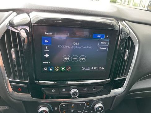 Used 2021 Chevrolet Traverse LT AWD/4WD image 9