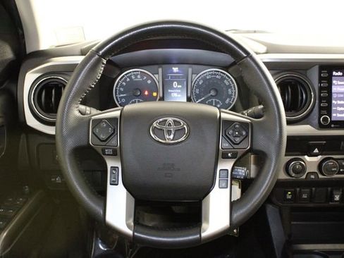 Used 2022 Toyota Tacoma SR5 w/ Technology Package image 23