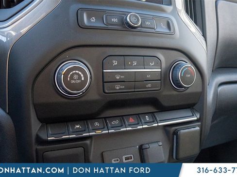 Used 2022 Chevrolet Silverado 1500 Custom image 9