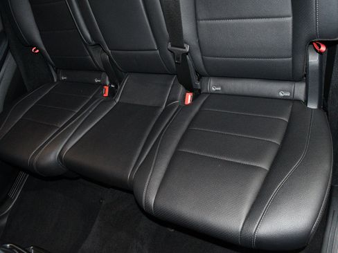Used 2020 Mercedes-Benz GLE 350 4MATIC image 19
