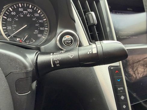 Used 2020 INFINITI Q50 Luxe RWD image 15