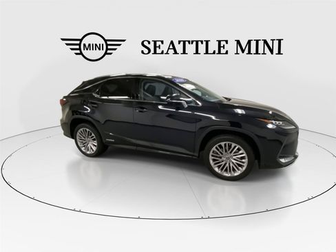 Used 2020 Lexus RX 450h AWD w/ Luxury Package image 13