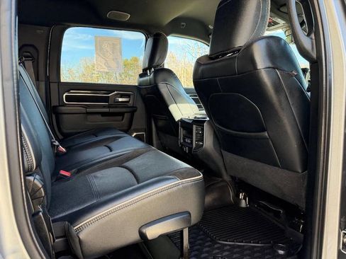 Used 2021 RAM 2500 Laramie w/ Night Edition image 20